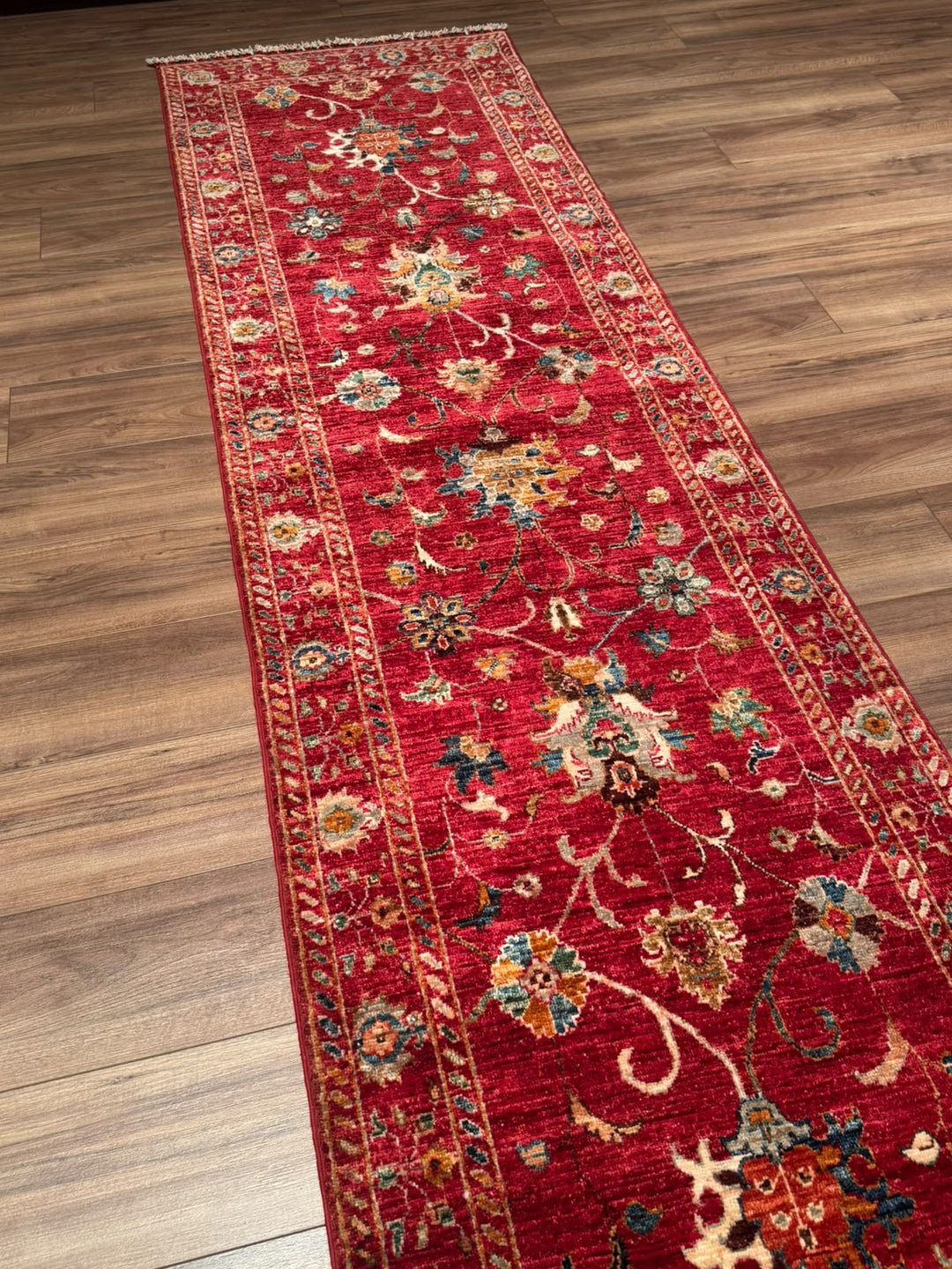 Sultani Binbirgece Uzun Yolluk Orijinal El Dokuması Kırmızı Kök Boya Yün Halı 0.80x538 4.30 Metrekare - 3x18 ft
