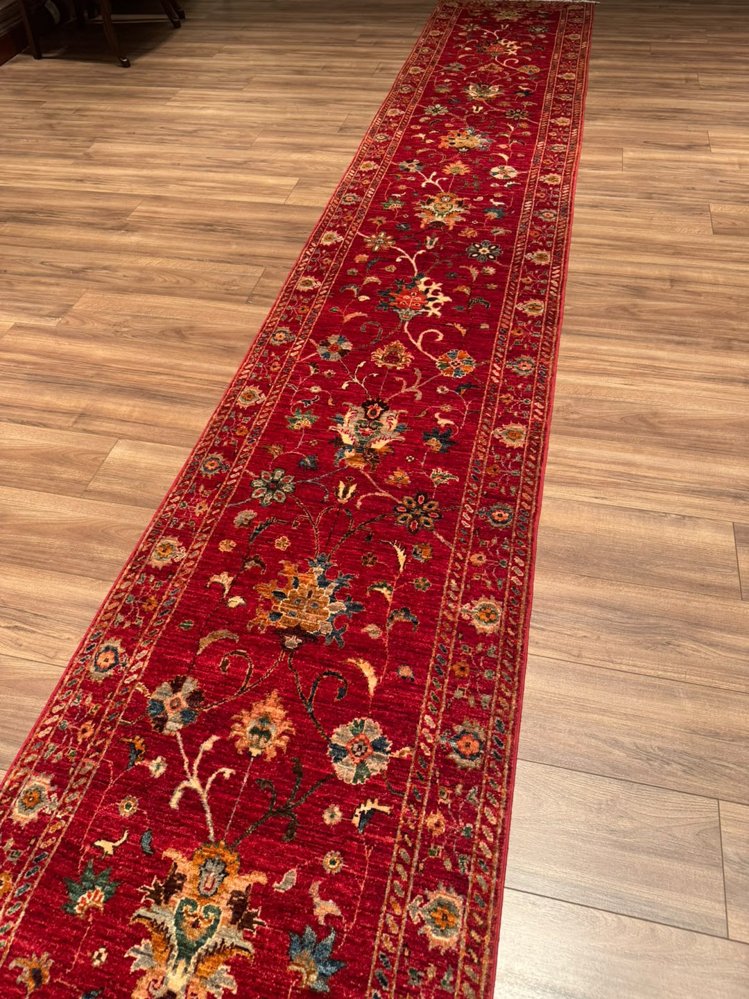 Sultani Binbirgece Uzun Yolluk Orijinal El Dokuması Kırmızı Kök Boya Yün Halı 0.80x538 4.30 Metrekare - 3x18 ft