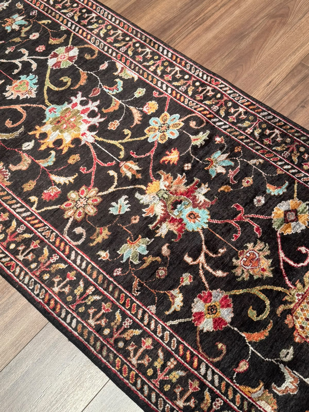 Sultani Binbirgece Yolluk Orijinal El Dokuması Siyah Kök Boya Yün Halı 0.83x303 2.51 Metrekare - 3x10 ft