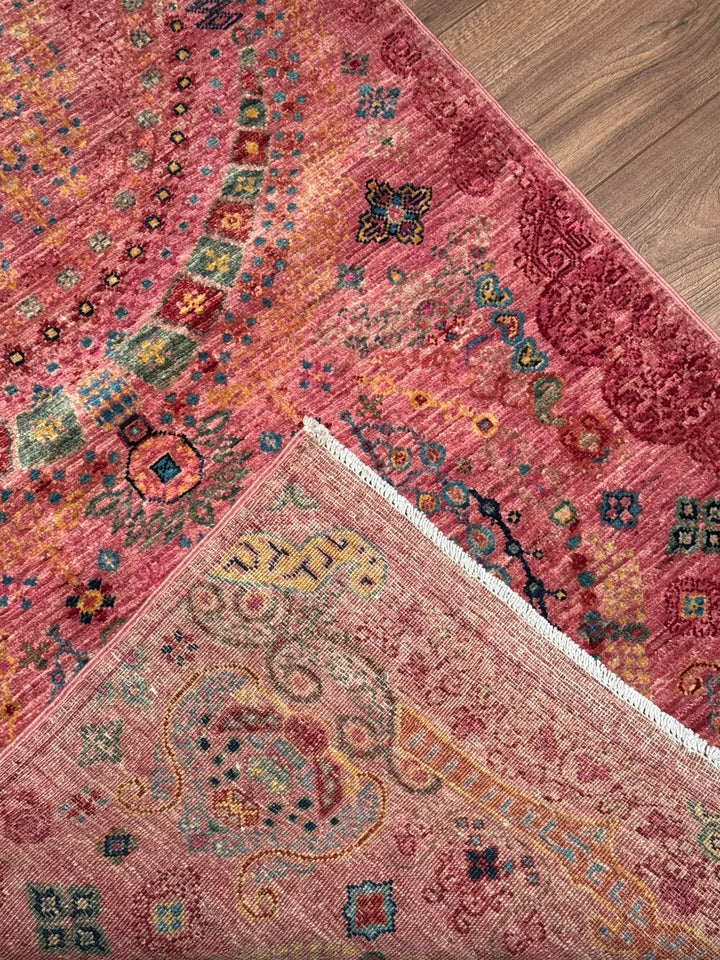 Güllüce Orijinal El Dokuması Yolluk Pembe Kök Boya Yün Halı 0.83x301 2.50 Metrekare - 3x10 ft