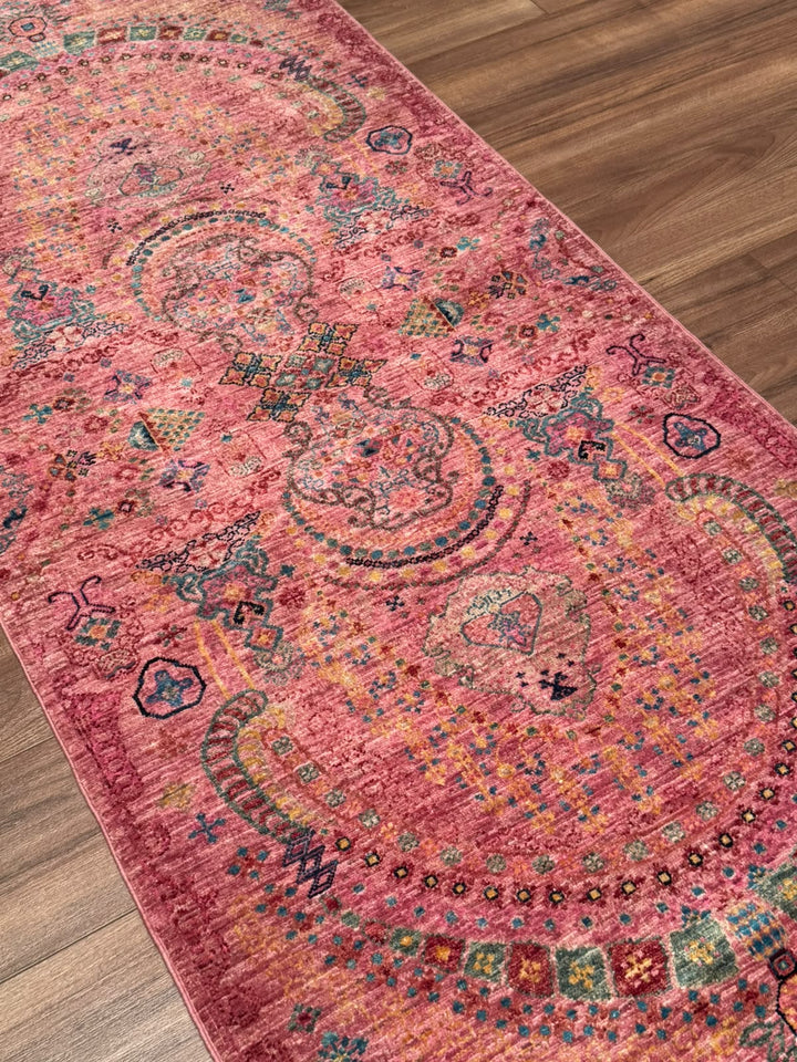 Güllüce Orijinal El Dokuması Yolluk Pembe Kök Boya Yün Halı 0.83x301 2.50 Metrekare - 3x10 ft