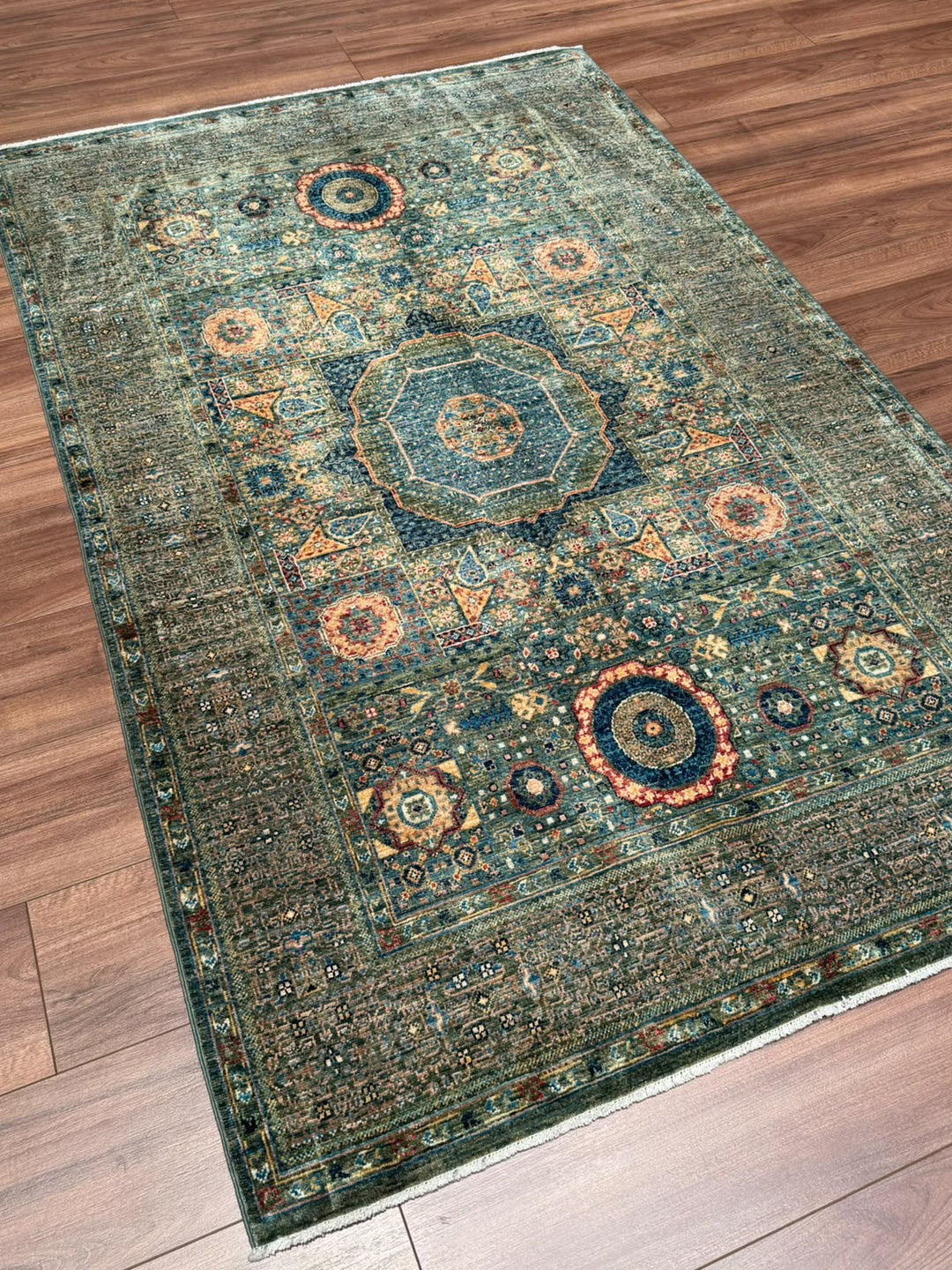 Memlük Orijinal El Dokuması Yeşil Kök Boya Yün Halı 122x195 2.38 Metrekare - 4x6 ft