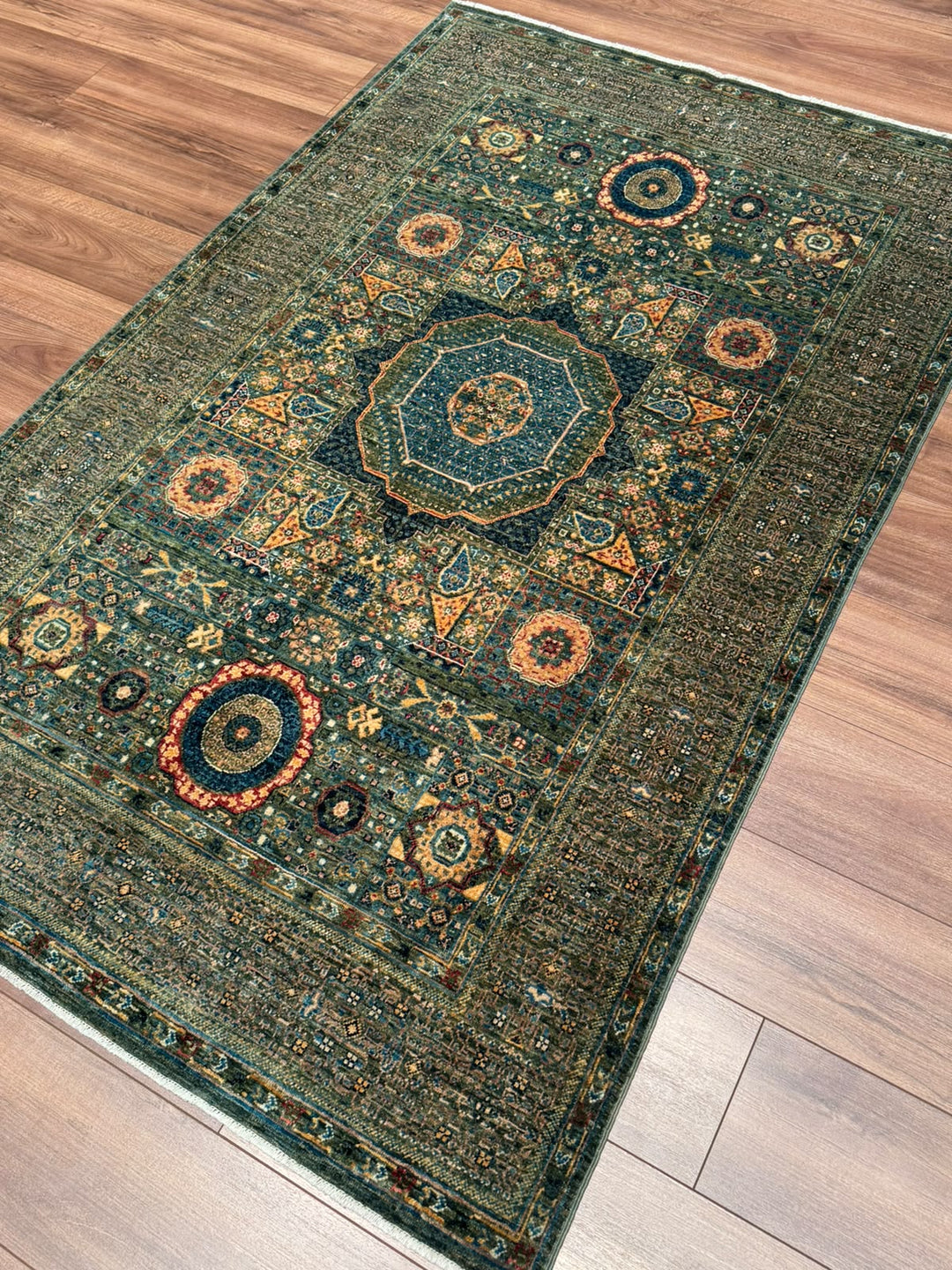 Memlük Orijinal El Dokuması Yeşil Kök Boya Yün Halı 122x195 2.38 Metrekare - 4x6 ft