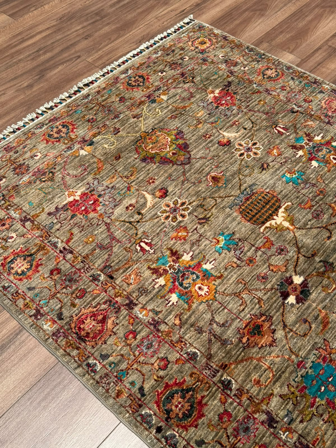 Sultani Binbirgece Orijinal El Dokuması Bej Kök Boya Yün Halı 123x186 2.29 Metrekare - 4x6 ft