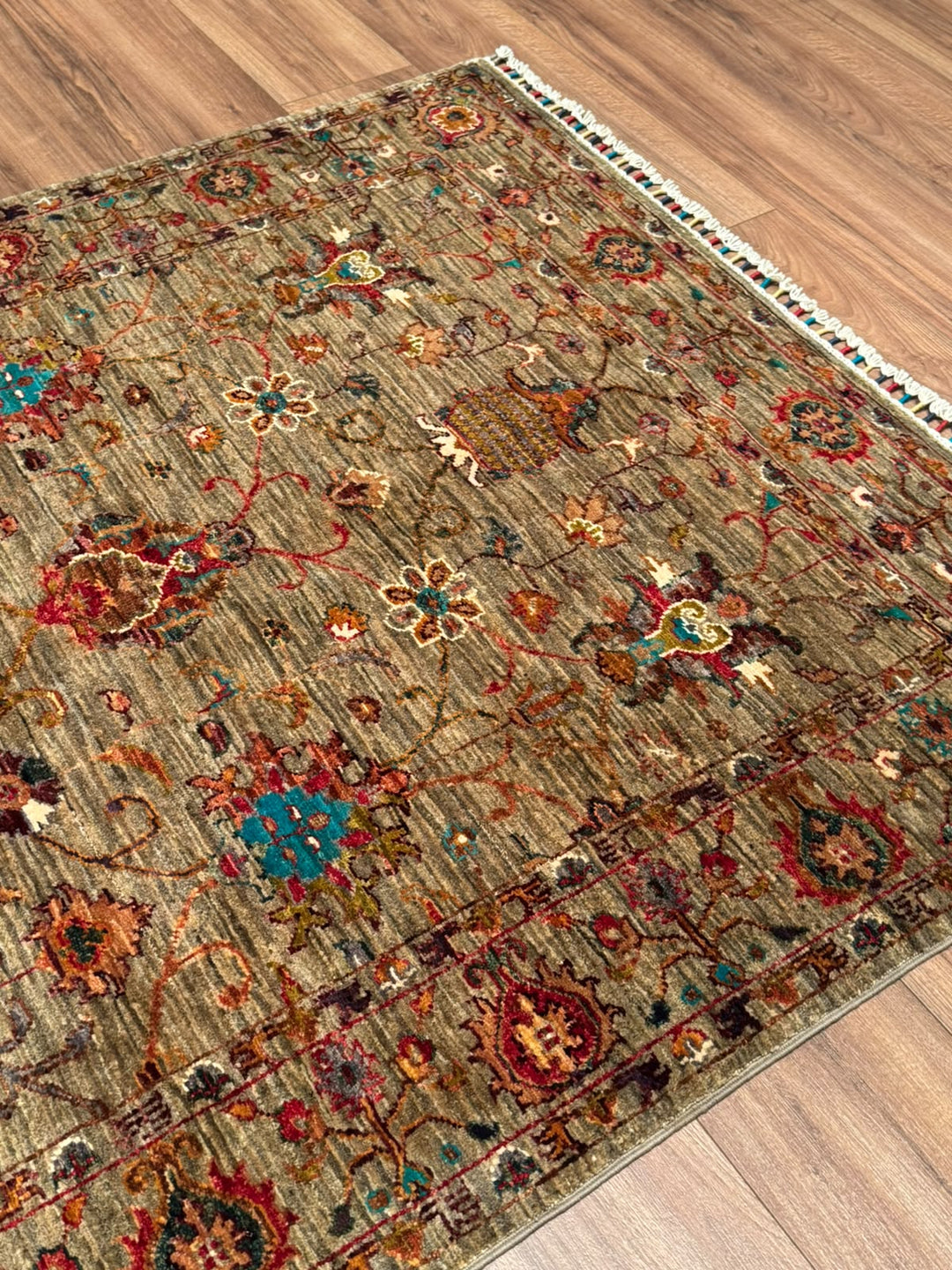 Sultani Binbirgece Orijinal El Dokuması Bej Kök Boya Yün Halı 123x186 2.29 Metrekare - 4x6 ft