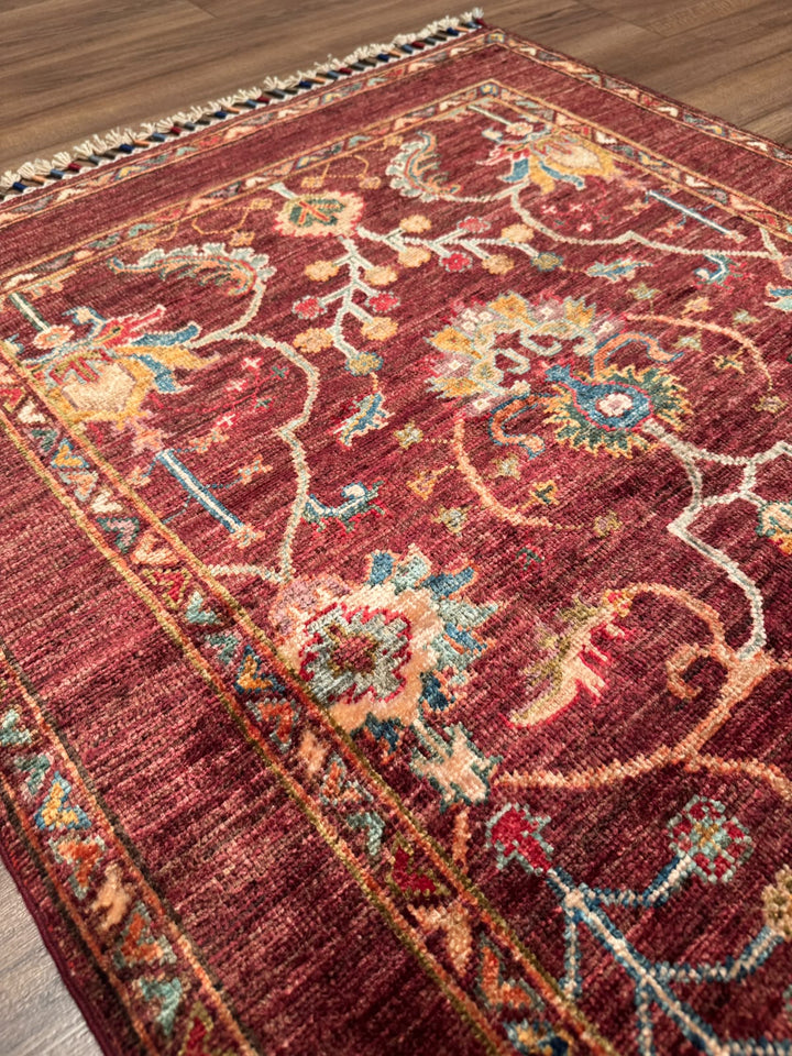 Sultani Binbirgece Orijinal El Dokuması Kırmızı Kök Boya Yün Halı 0.83x125 1.04 Metrekare - 3x5 ft