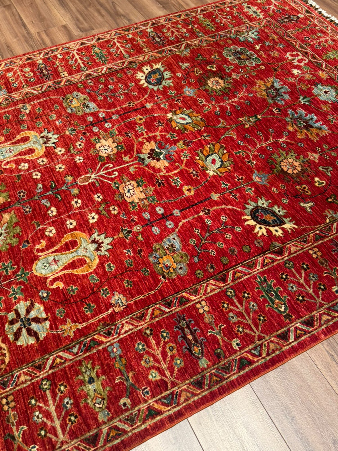 Sultani Çiçekli Orijinal El Dokuması Kırmızı Kök Boya Yün Halı 182x236 4.30 Metrekare - 6x8 ft