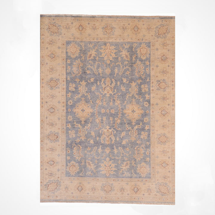 Uşak Orijinal El Dokuması Gri Kök Boya Yün Halı 170x245 4.17 Metrekare - 6x8 ft